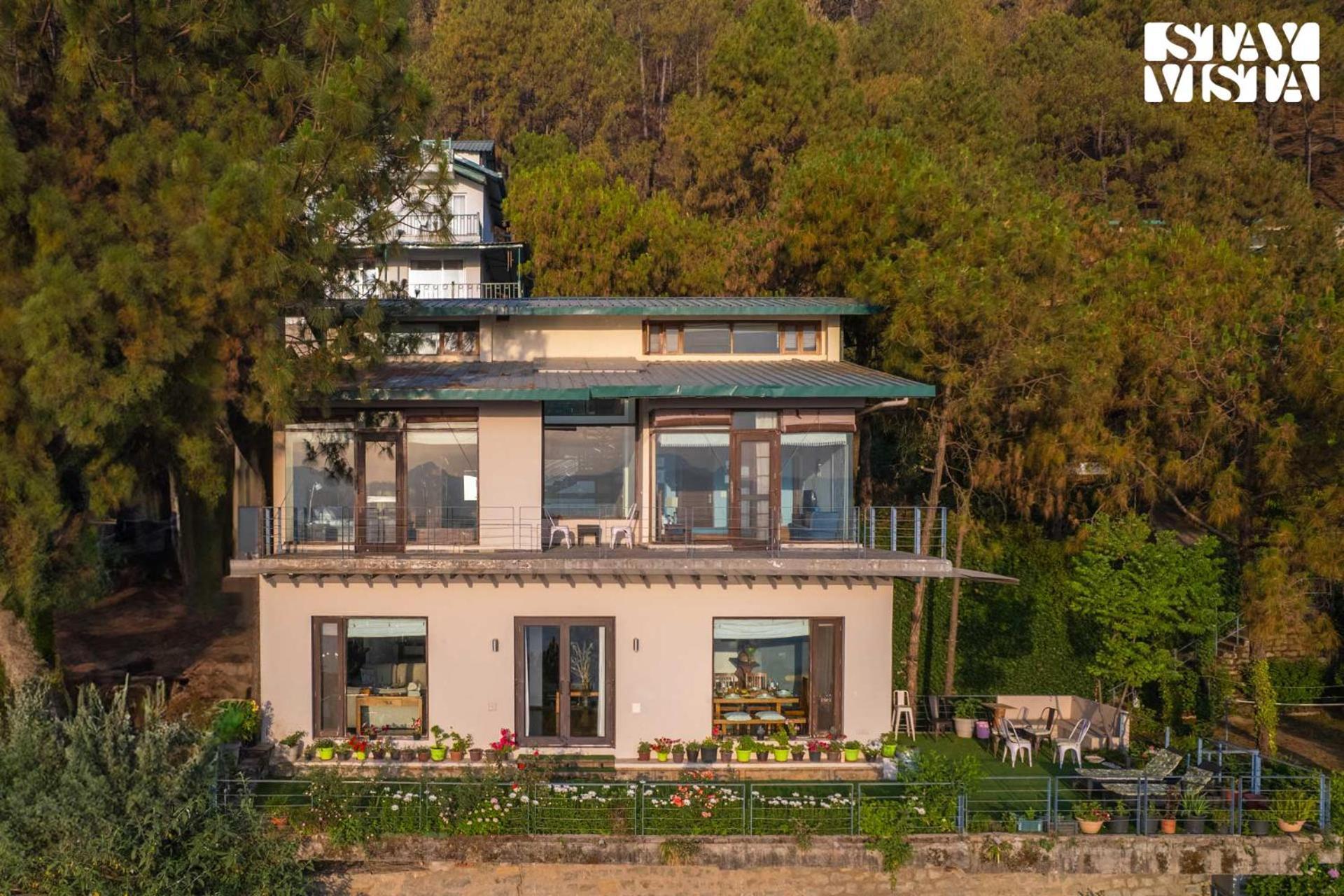 Stayvista At Hillcrest Villa With Valley View, Bonfire And Heater Kasauli Exteriér fotografie